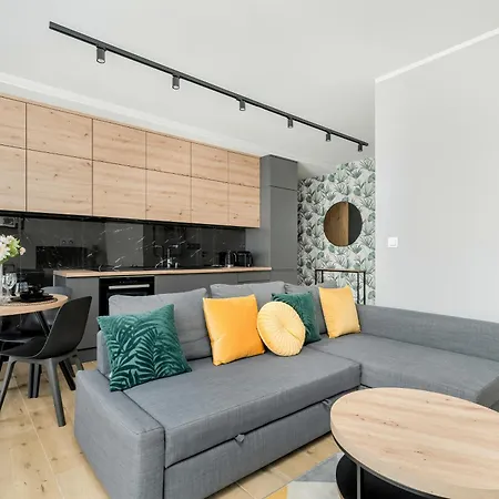 Esencja With Free Parking Garbary 104 By Renters Apartamento