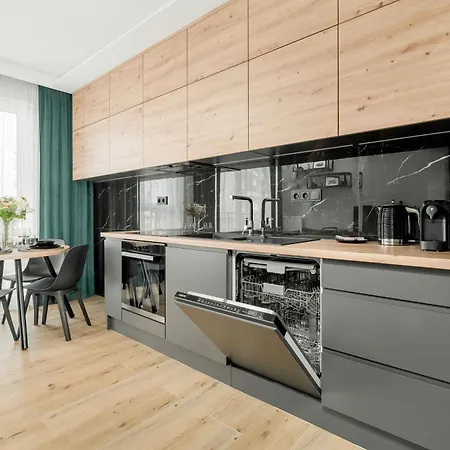 Esencja With Free Parking Garbary 104 By Renters *