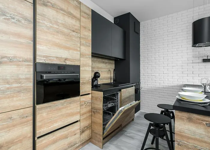 Esencja With Free Parking Garbary 104 By Renters Апартаменти