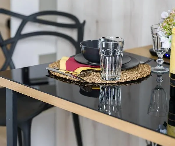 Esencja With Free Parking Garbary 104 By Renters Апартаменти