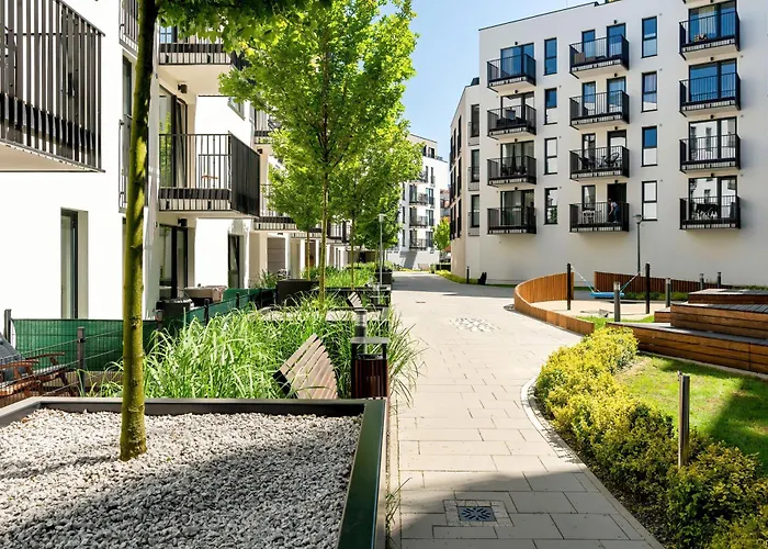 Апартаменти Esencja With Free Parking Garbary 104 By Renters *