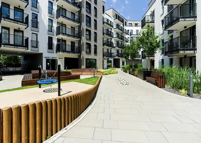 Esencja With Free Parking Garbary 104 By Renters Апартаменти Познань