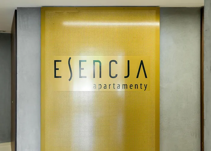 Апартаменти Esencja With Free Parking Garbary 104 By Renters