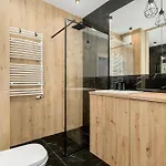 Apartment Esencja With Free Parking Garbary 104 By Renters Poznan