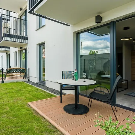 Esencja With Free Parking Garbary 104 By Renters Poznan