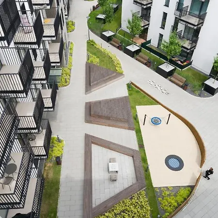 Esencja With Free Parking Garbary 104 By Renters Apartamento *