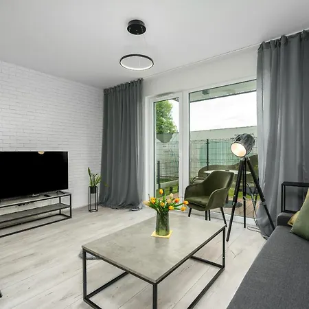 Apartamento Esencja With Free Parking Garbary 104 By Renters Poznan