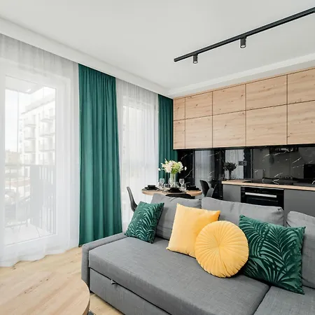 Esencja With Free Parking Garbary 104 By Renters * Posen