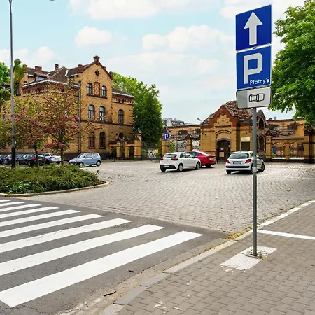 Apartamento Esencja With Free Parking Garbary 104 By Renters