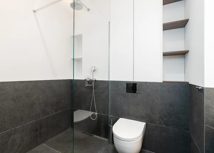 Esencja With Free Parking Garbary 104 By Renters Apartment Poznan