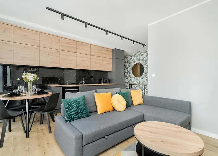 Esencja With Free Parking Garbary 104 By Renters Apartment