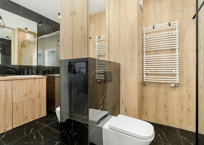 Esencja With Free Parking Garbary 104 By Renters Apartment *