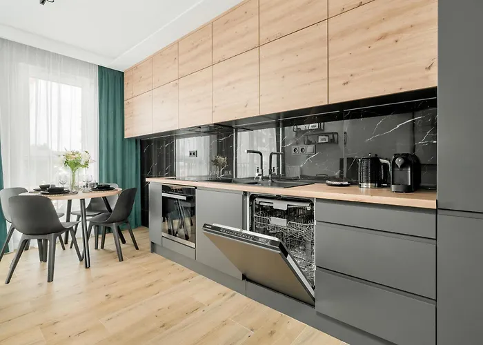 Esencja With Free Parking Garbary 104 By Renters *